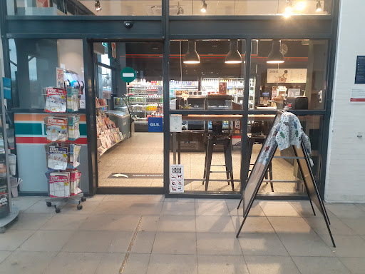 7-Eleven