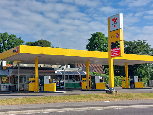 7-Eleven