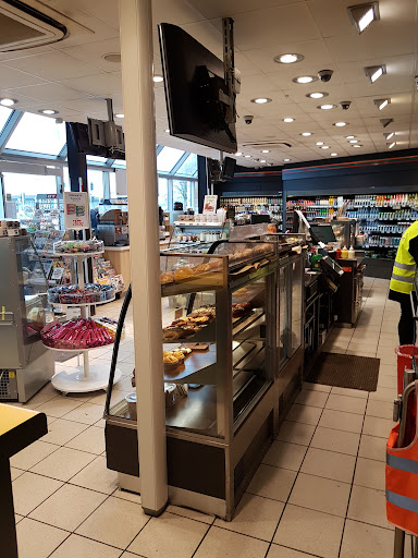 7-Eleven