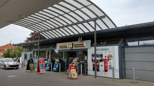 7-Eleven