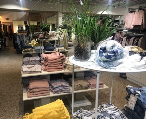 Kiki Gram Dametøjsbutik